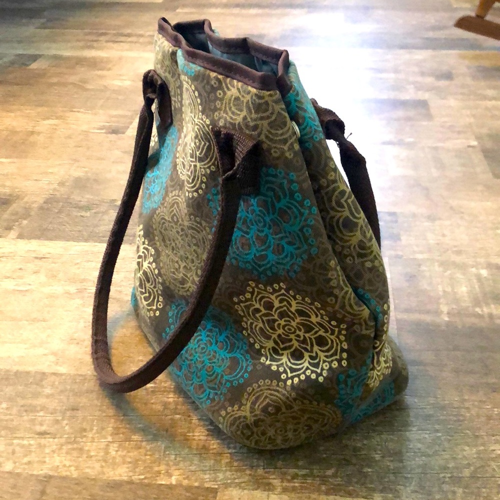 2/$10 Insulated Bag / Lunchbox